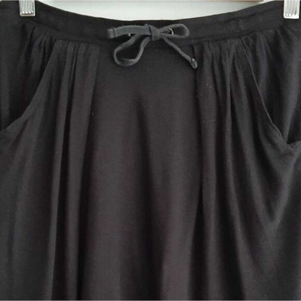 UNITED COLORS OF BENETTON | Italy Pull-on Mini Skirt w/ Pockets Black Sz S - Picture 4 of 10